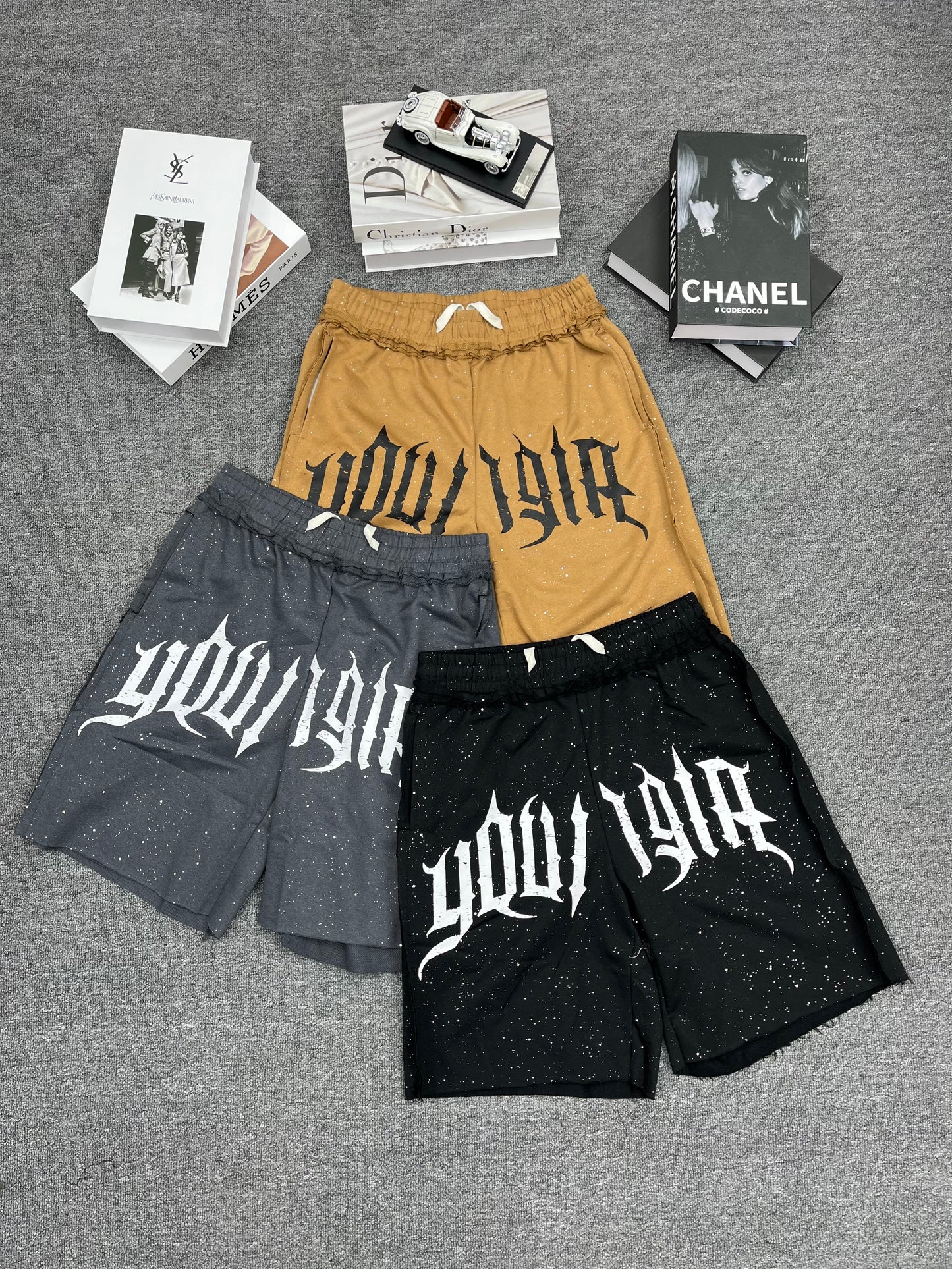 Wholesale men's casual pants monochrome single style minimum order of 20 pieces